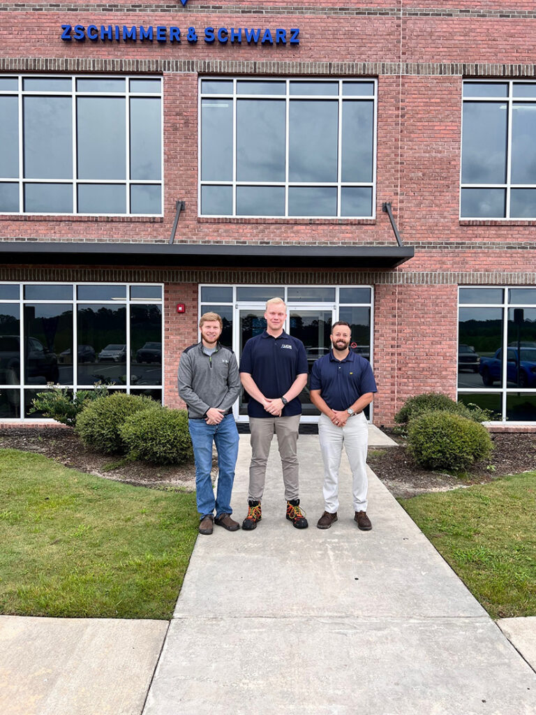 Ursa-Chemie und Zschimmer & Schwarz ermöglichen Praktikum in den USA